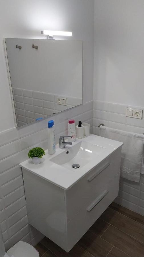 Apartamentos Marmoles Centro Malaga Exterior photo