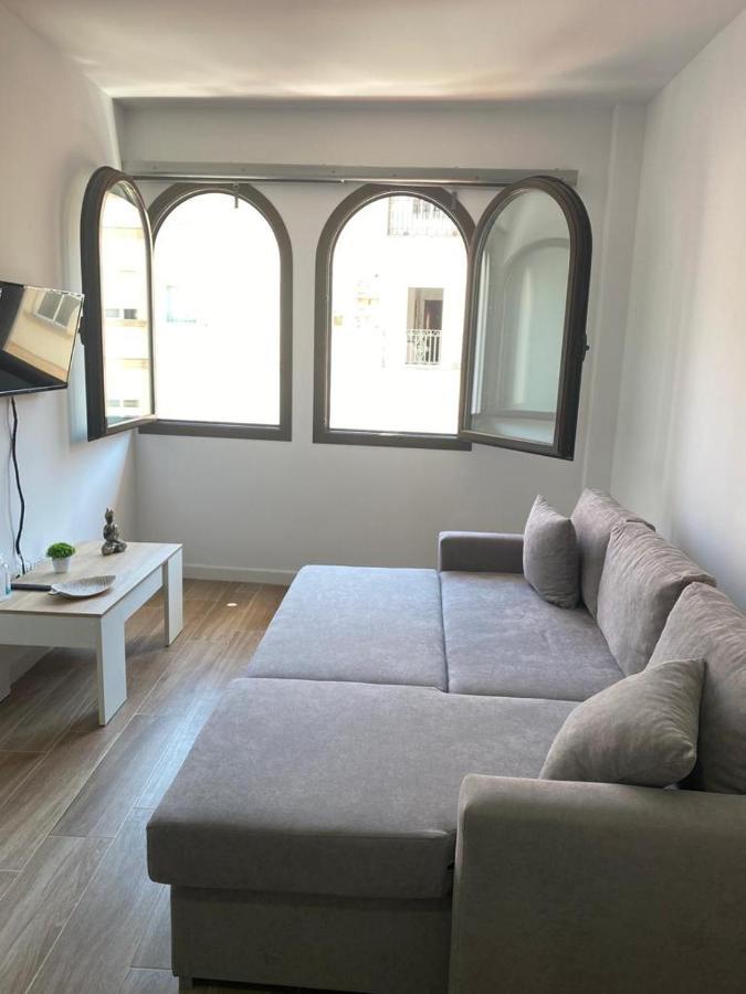 Apartamentos Marmoles Centro Malaga Exterior photo