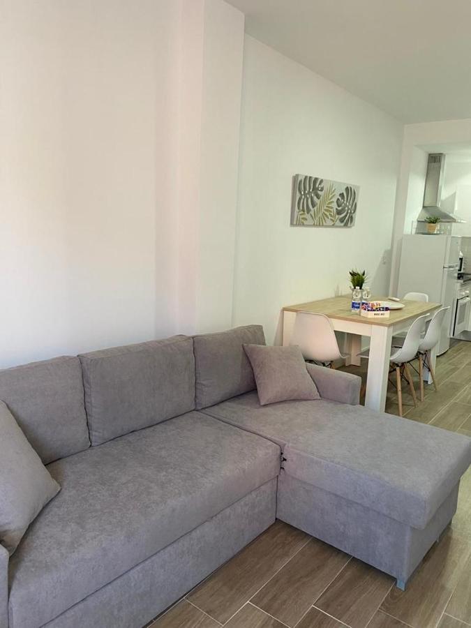 Apartamentos Marmoles Centro Malaga Exterior photo